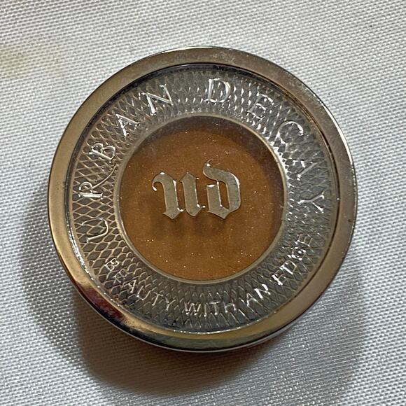Urban Decay RIFF Single Eyeshadow Shimmer Full Size .05 oz New without Box - Picture 2 of 3